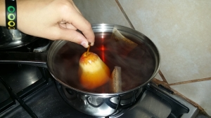 Making poached pears